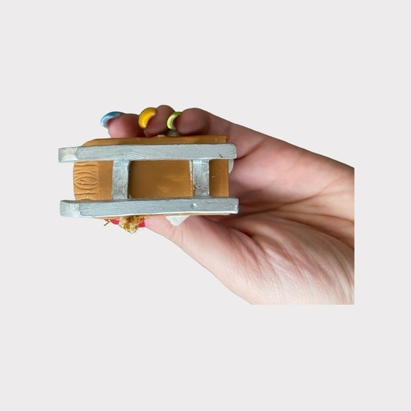 3/$15 Puppy Ornament on Sled  (SC) - Picture 6 of 7